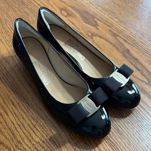Salvatore Ferragamo Vera Bow Pump
